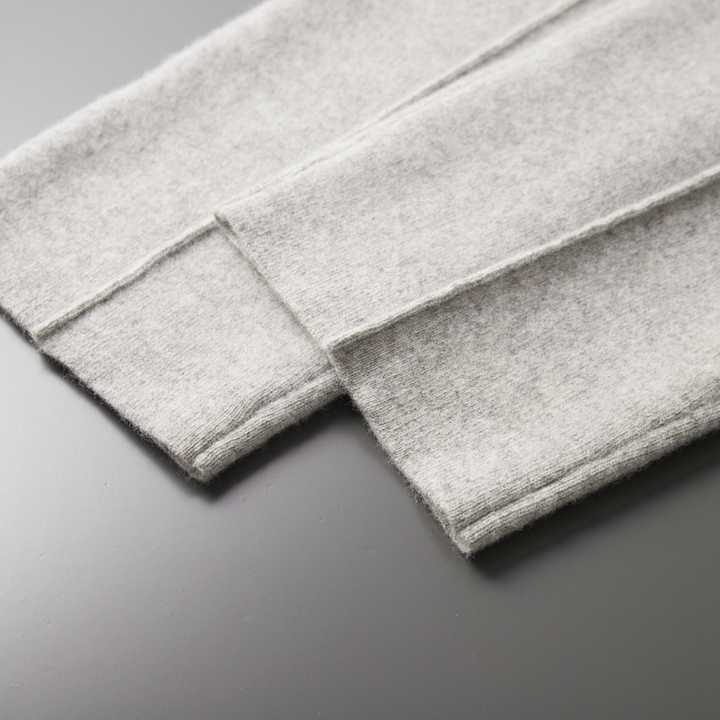 100% Cashmere Hose